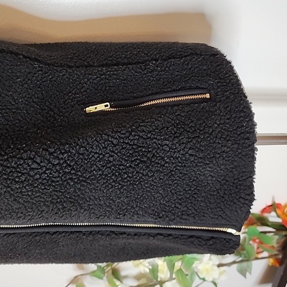 NEW J. Crew Womens Sherpa Vest Gold Zippers Teddy Bear Comfy Jacket Preppy Chic - Picture 8 of 10